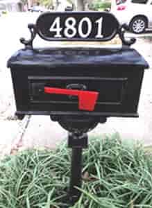 Custom lettering on a mailbox