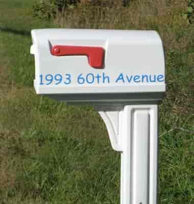 Lettering on a mailbox