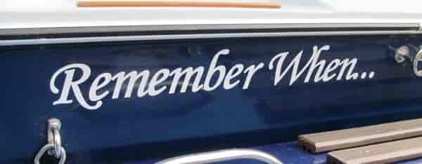 Vinyl Boat Name Lettering