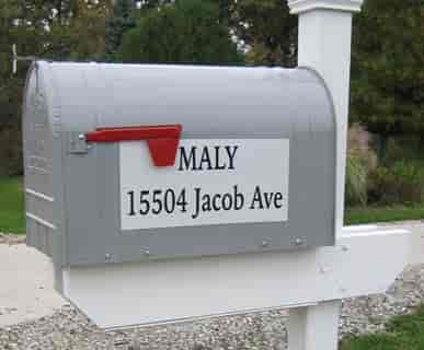 Mailbox Lettering with Reflective White Background