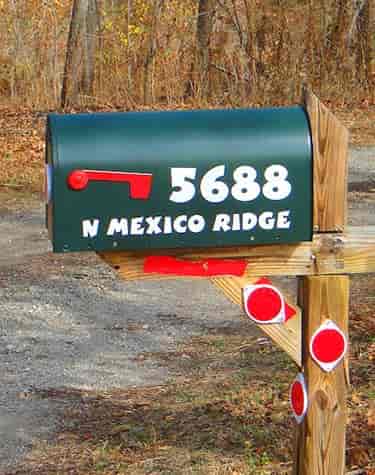 Mailbox lettering