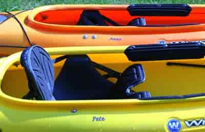 Custom vinyl lettering on a kayak