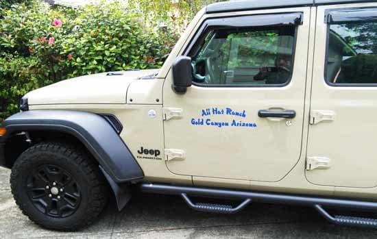 Custom Vinyl Jeep Lettering Custom Vinyl Jeep Lettering