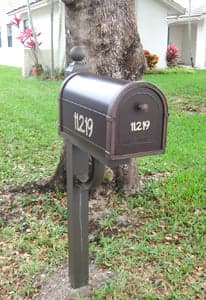 Numbers on a mailbox Numbers on a mailbox