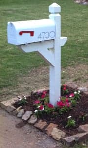 Lettering on a mailbox