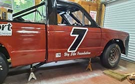 Lettering on a race truck Lettering on a race truck
