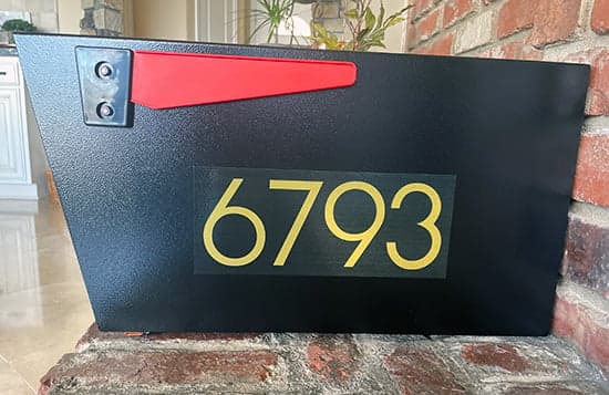 Custom Vinyl Mailbox Numbers