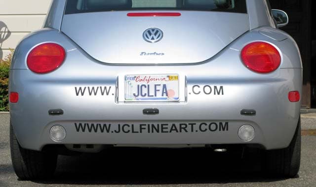 Website Lettering on a Car Website Lettering on a Car