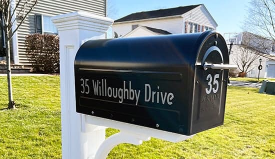 Custom Vinyl Mailbox Address