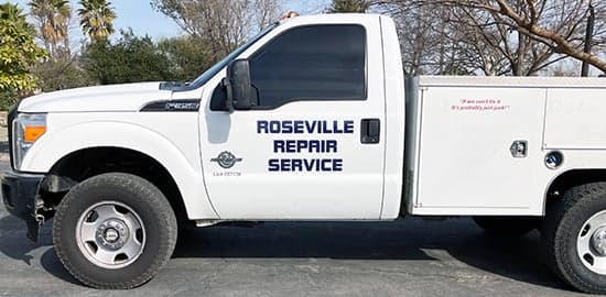 Custom Vinyl Vehicle Lettering
