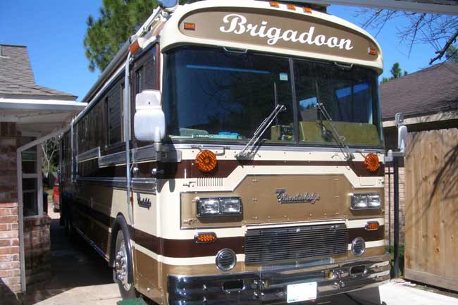 Lettering on a RV