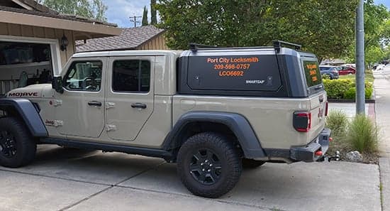 Custom Vinyl Truck Lettering Custom Vinyl Truck Lettering