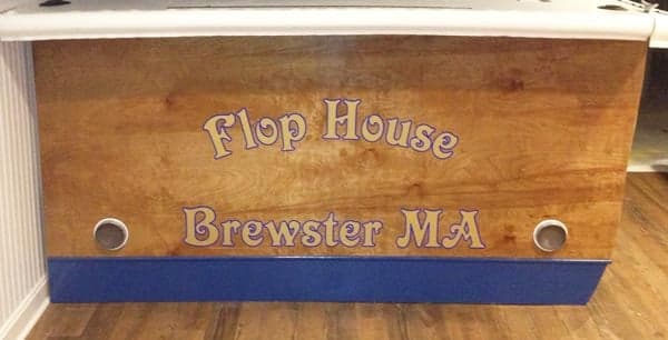 Custom Bar Lettering