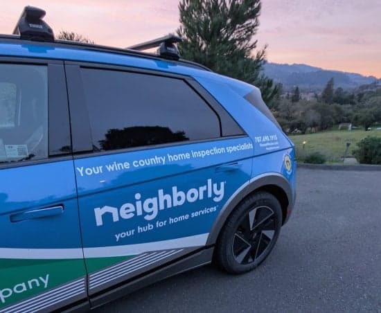 Custom Vinyl Vehicle Lettering