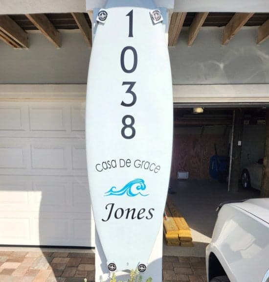 Custom Vinyl Lettering for Sign