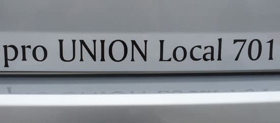 Custom Vinyl Lettering For Vehicle