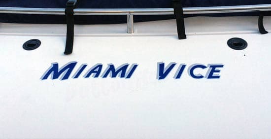 Custom Vinyl Boat Lettering Name