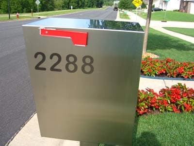 Vinyl Mailbox Lettering