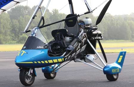 Vinyl Striping and Lettering on Aircraft