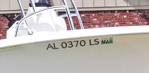 Vinyl Boat Lettering