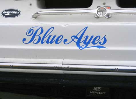Custom Boat Lettering