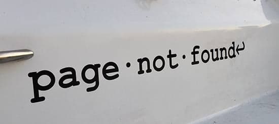 Custom Vinyl Boat Lettering