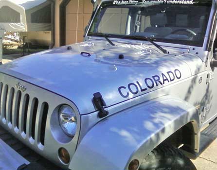 Custom Vinyl Lettering on a Jeep
