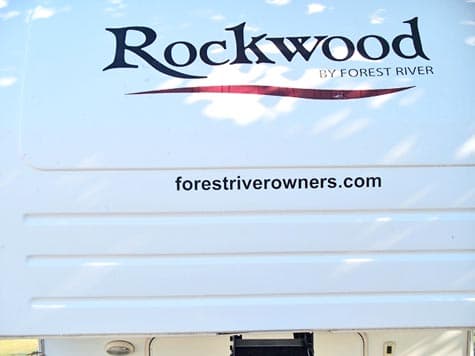 Lettering on a camper Lettering on a camper