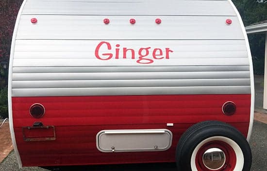 Cusotm Vinyl Lettering For Trailer