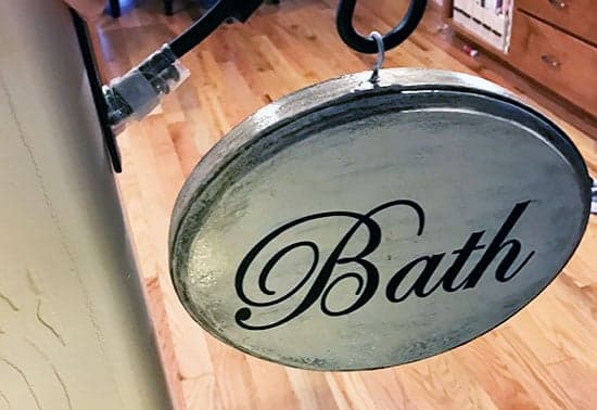 Custom Vinyl Lettering
