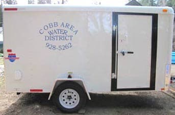 Vinyl lettering on a trailer Vinyl lettering on a trailer