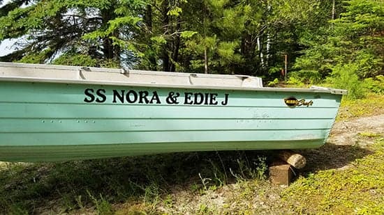 Custom Vinyl Lettering For Boat