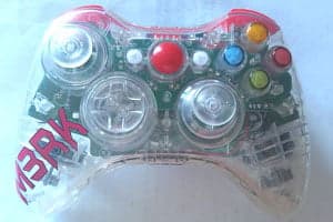 Custom lettering on Xbox controllers