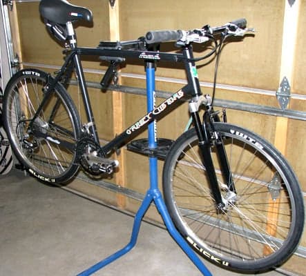 Custom lettering on a bike