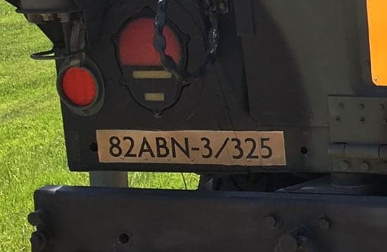 Custom Vinyl Lettering For Vehicle