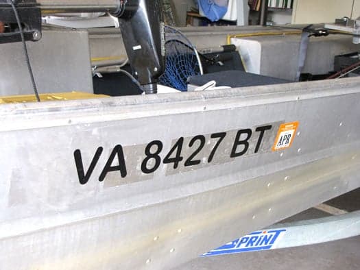 Vinyl boat registration lettering Vinyl boat registration lettering