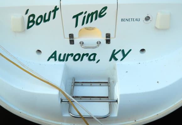 Custom boat lettering Custom boat lettering