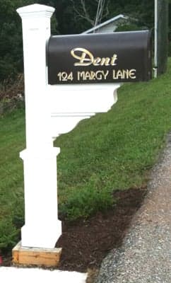 Custom lettering and numbering on a mailbox
