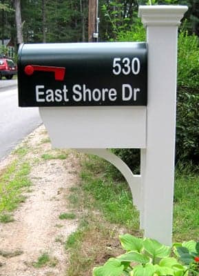 Vinyl numbers and letters on a mailbox Vinyl numbers and letters on a mailbox