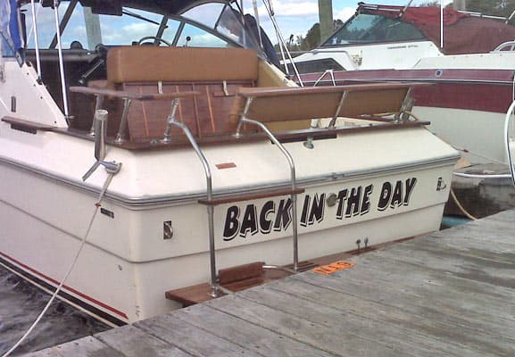 Custom vinyl boat lettering Custom vinyl boat lettering