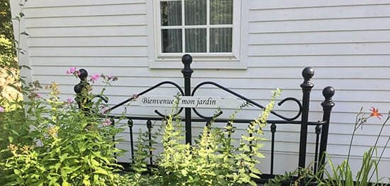 Custom Vinyl Lettering For Sign