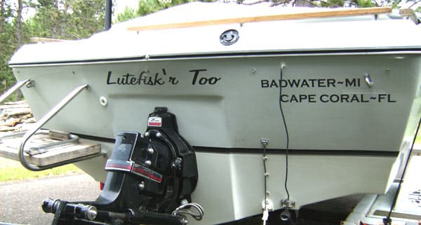 Custom vinyl boat name and registration Custom vinyl boat name and registration