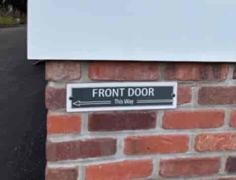 Custom Vinyl Lettering For Sign