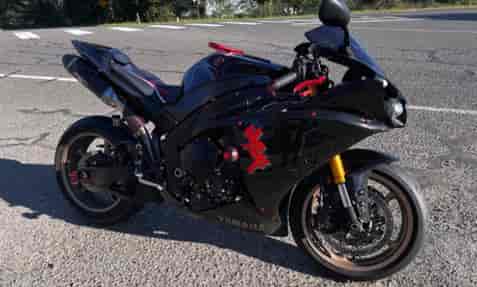 Custom Vinyl Motorcycle Lettering