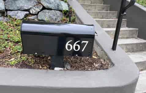 Custom Vinyl Mailbox Number