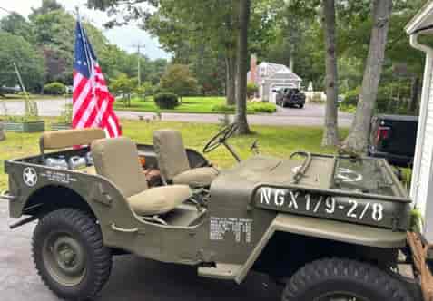 Submitted by: Stephen Hall, Sandwich, MA Custom Vinyl Lettering for Jeep