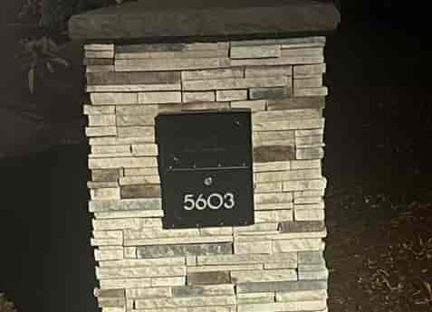 Custom Vinyl Mailbox Number