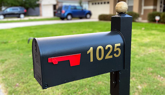 Submitted by: Ryan Edwards, Saint Augustine, Florida, USA - Font used: Arial Cuatom Vinyl Mailbox Numbers