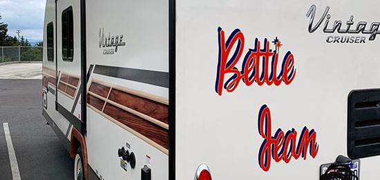 Custom Vinyl Lettering For RV Trailer Custom Vinyl Lettering For RV Trailer