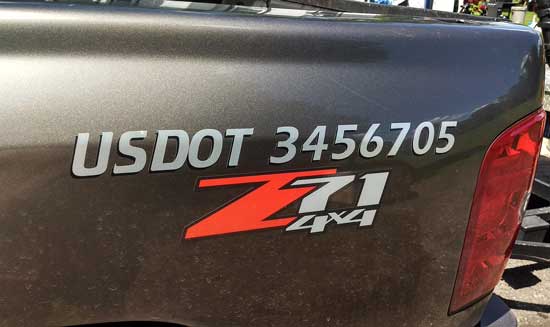 Vinyl Lettering on Truck Vinyl Lettering on Truck